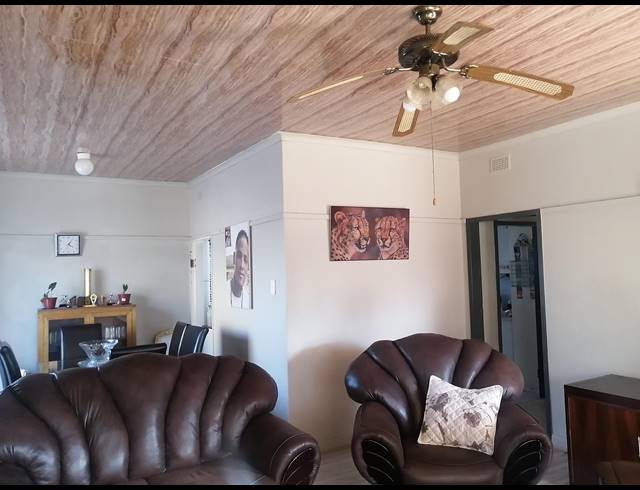 3 BEDROOM HOUSE SOLD IN STILFONTEIN EXT 1
